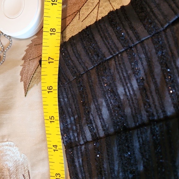 Talbot black full skirt - Picture 7 of 8